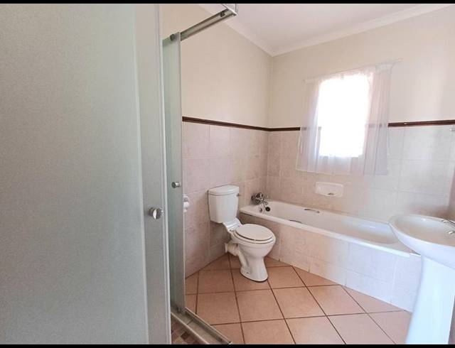 2 BEDROOM PROPERTY TO RENT IN MONAVONI